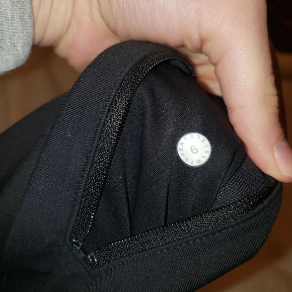 lulu🍋 speed up shorts! - Picture 3 of 4